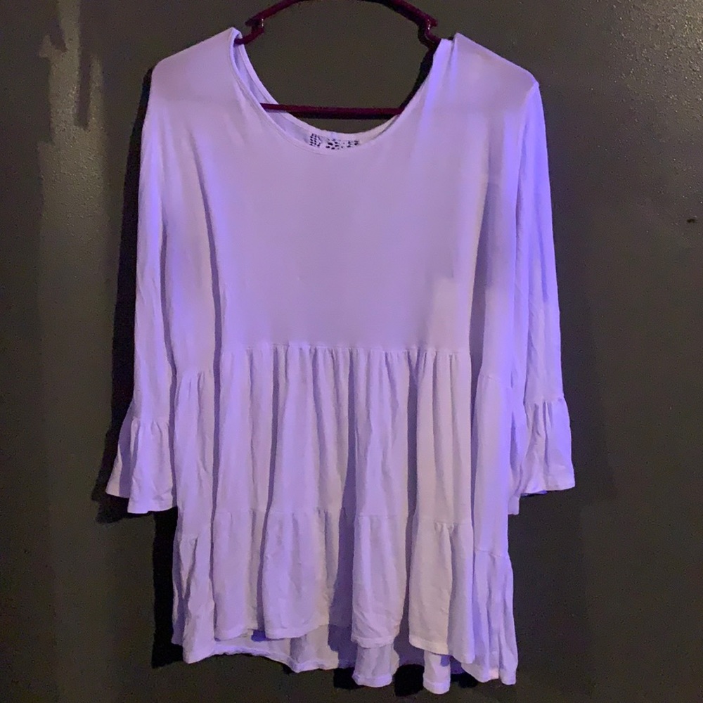 White t-shirt